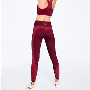 Victoria’s Secret PINK leggings